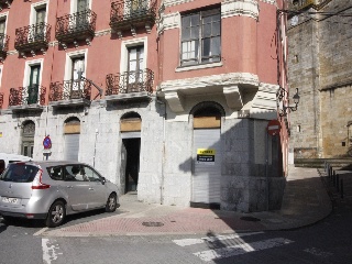 Local en venta en Bermeo de 360  m²