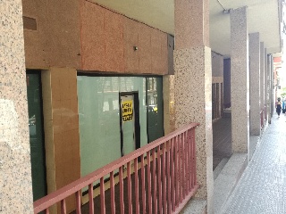 Local en venta en Hospitalet De Llobregat de 250  m²