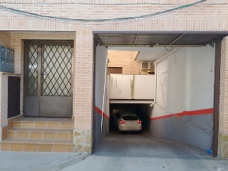 Plaza de garaje en AV de la Constitución 14