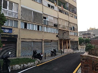 Local en venta en Molins De Rei de 53  m²