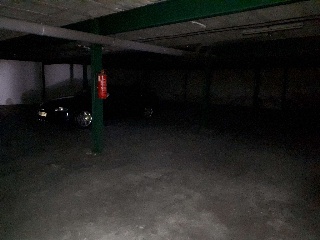Garaje en venta en Alcalá De Guadaira de 22  m²