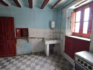 18354-0001 7