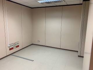 Local en C/ Jaume Isern - Mataró - Barcelona 15