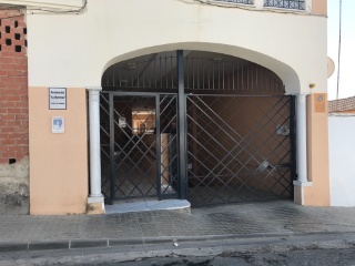 Garaje en venta en Fuentes De Andalucía de 25  m²