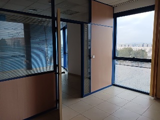 Oficina en C/ Astronomía, Sevilla 5