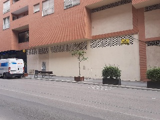 Local en venta en Linares de 1188  m²