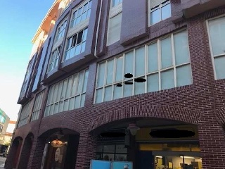 Local en venta en Torrelavega de 1084  m²