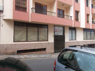 Local en venta en Realejos de 202  m²
