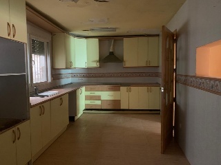 Piso con local en San Martín de Montalbán - Toledo - 12