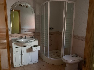 Piso con local en San Martín de Montalbán - Toledo - 16