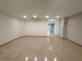 Local en C/ Consell de Cent, Barcelona 4