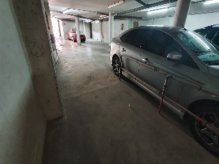 18279-0001 4
