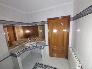 03862-0001 26