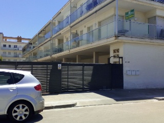 Garaje en venta en Cubelles de 24  m²