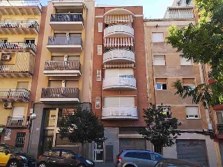 Local en venta en Hospitalet De Llobregat de 89  m²