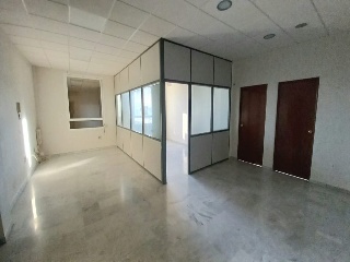 Oficina en C/ Arquitecto Jose Vargas - Jerez de la Frontera - Cádiz 3