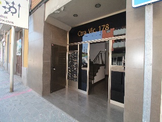 Locales y garajes situados en Manresa 2