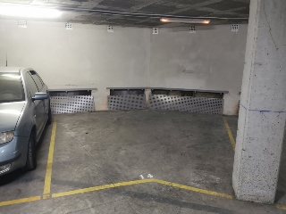 Locales y garajes situados en Manresa 11