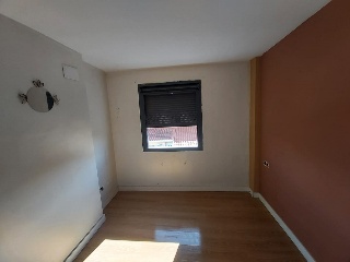 04874-0001 4