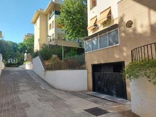 Plaza de garaje en AV Oceanía 5