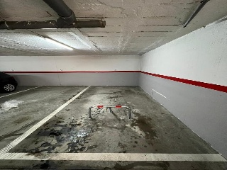 Plaza de garaje en AV Oceanía 10
