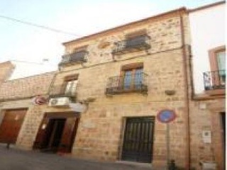 Piso en venta en Linares de 410  m²
