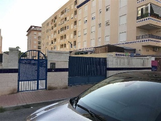 01687-0001 3