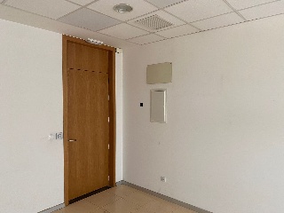 23299-0001 26