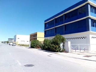 Local en venta en Salteras de 146  m²