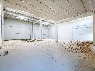 Conjunto de naves industriales y suelos en Ayerbe - Huesca 3