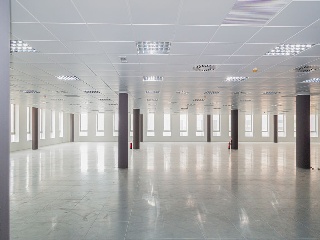 Promoción de oficinas y garajes en C/ Osca, Zaragoza  5