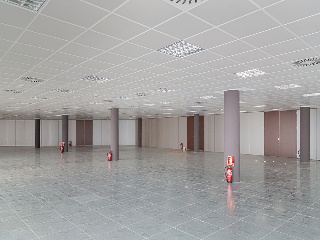 Promoción de oficinas y garajes en C/ Osca, Zaragoza  6
