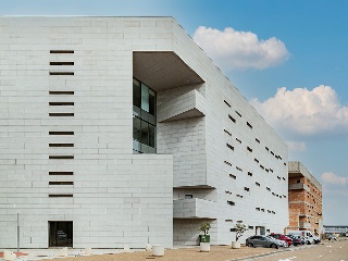 Promoción de oficinas y garajes en C/ Osca, Zaragoza  25