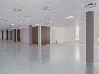 Promoción de oficinas y garajes en C/ Osca, Zaragoza  3