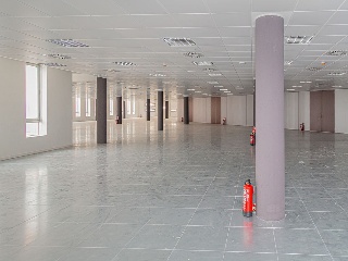Promoción de oficinas y garajes en C/ Osca, Zaragoza  3