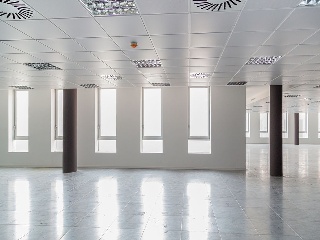 Promoción de oficinas y garajes en C/ Osca, Zaragoza  5