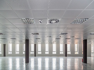 Promoción de oficinas y garajes en C/ Osca, Zaragoza  8