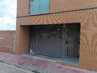 Garajes en C/ Doctor Ferran - El Pla del Penedès - Barcelona 4