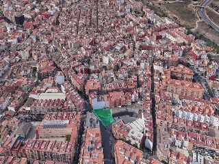 Solar en C/ José Iturbí 3