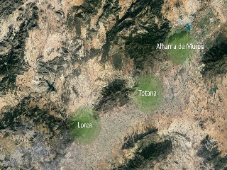 Terreno con edificación en Diputación de la Escucha 5