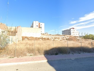 Solar en Av Alicante 6
