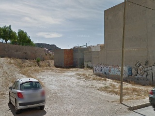 Suelo urbano no consolidado en C/ Familia Bordallo 6