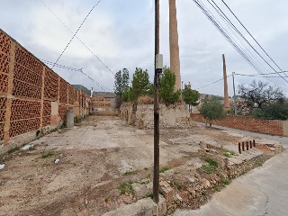 Solar en C/ Ladrillares 6