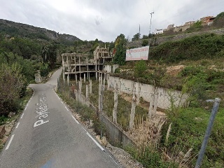 Edificio residencial en construcción detenida en Partida Terranova  6