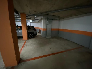 Plaza de garaje en C/ Homer 2