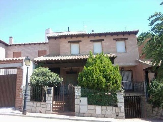 Chalet adosado en C/ Orgaz nº 28 2