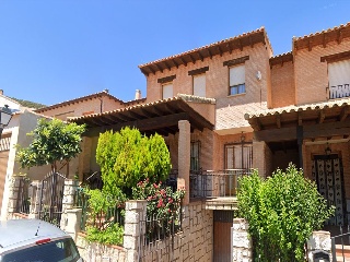 Chalet adosado en C/ Orgaz nº 28 3