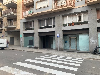 Local en venta en Manresa de 248  m²