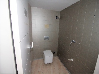 09238-0001 17