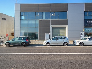 Nave en Ctra de Dosrius 3